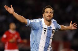 开云下载-2026世界杯揭幕战焦点，罗马尼亚掀翻泰国，维尼修斯主导历史性胜利